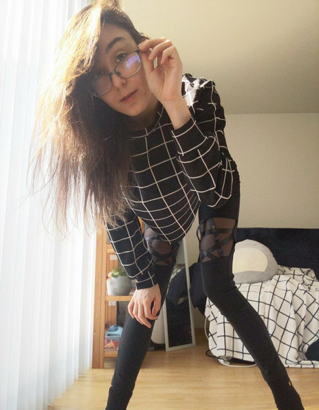 ardentabsol OnlyFans Nacktbilder