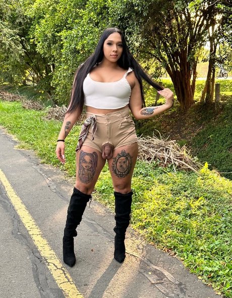 girl hotbicth Neues OnlyFans