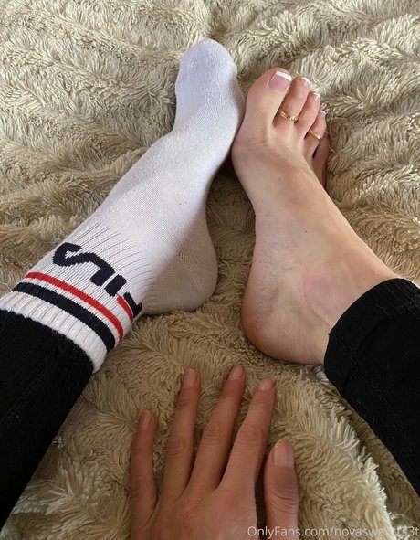 novasweetf33t OnlyFans Lesbisch