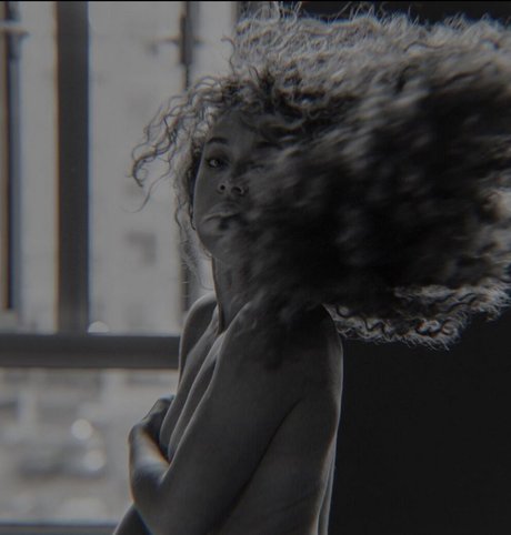 chelly pop OnlyFans Leaked