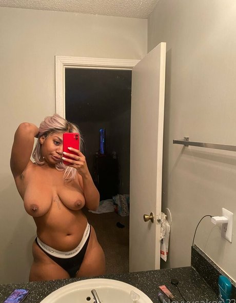 Nevvycakes Leaks von OnlyFans