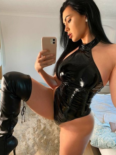 amy taboo OnlyFans Bilder