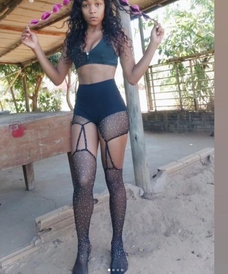 Vanessa Maite Nacktpornos auf OnlyFans