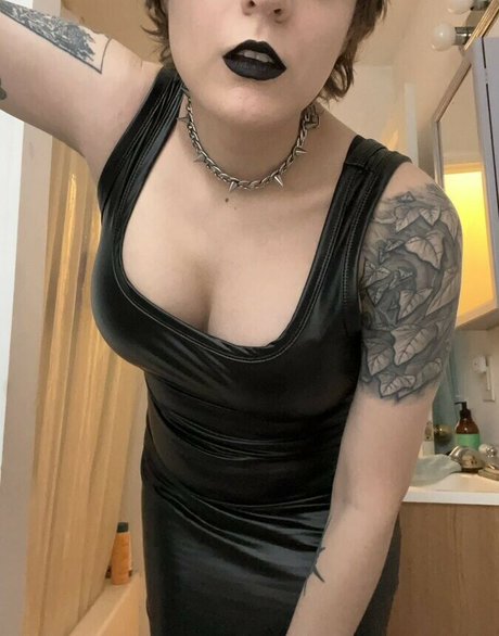 Bloodberry Tart OnlyFans Nackt Leak