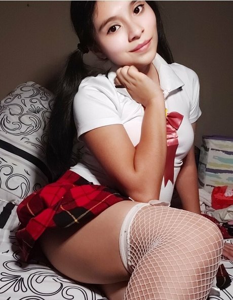 emilipetitefree OnlyFans Leaked