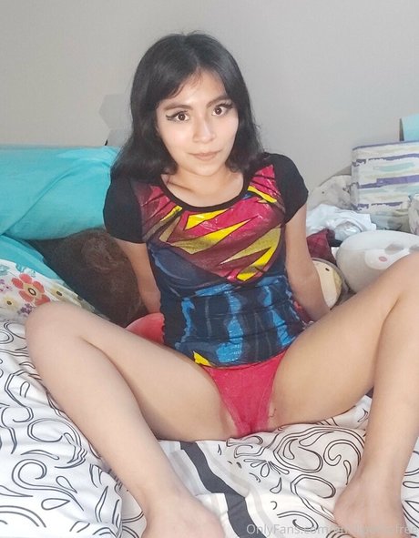 emilipetitefree OnlyFans Leaks Gratis