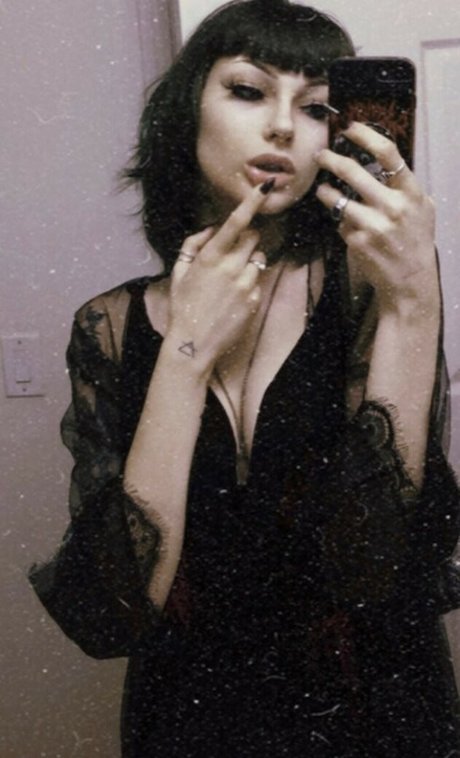 Fleshf1y Leaked OnlyFans Content