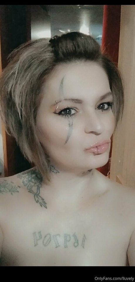 lluvely OnlyFans-Seite