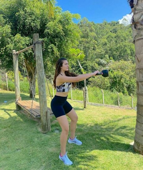 Livia Inhudes Kostenloses OnlyFans