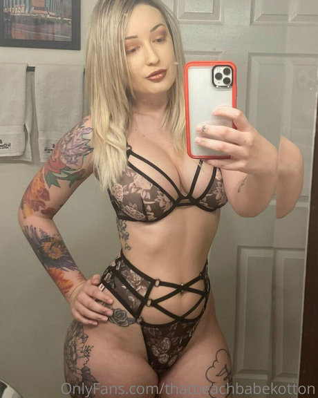thatbeachbabekotton OnlyFans geleakte Brüste