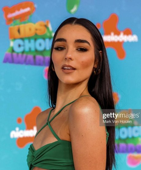 Indiana Massara Nacktbilder von OnlyFans