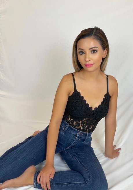 irisinthekitchen OnlyFans XXX