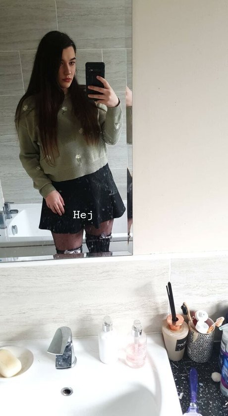 Matildaluciabovo OnlyFans öffentliche Fotos OnlyFans