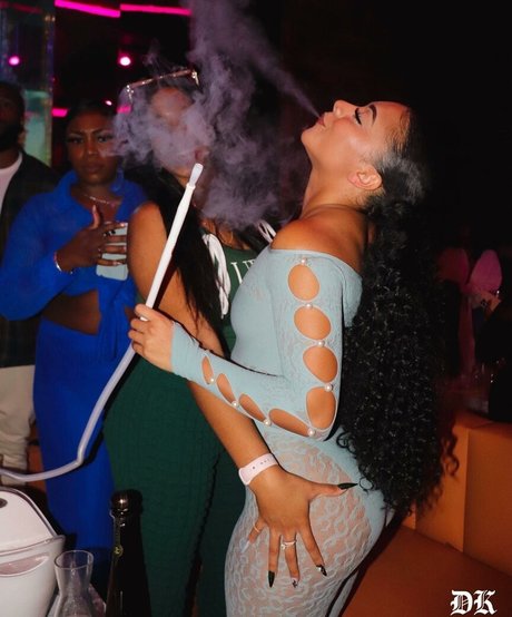 Alix Lapri Nacktbilder von OnlyFans geleakt