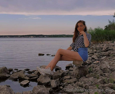 anna ellie Leaks von OnlyFans