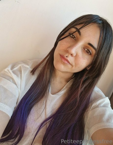 petiteeprincessfree Nacktpornos von OnlyFans geleakt