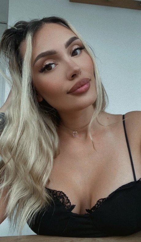 Sasha Elite OnlyFans-Archiv