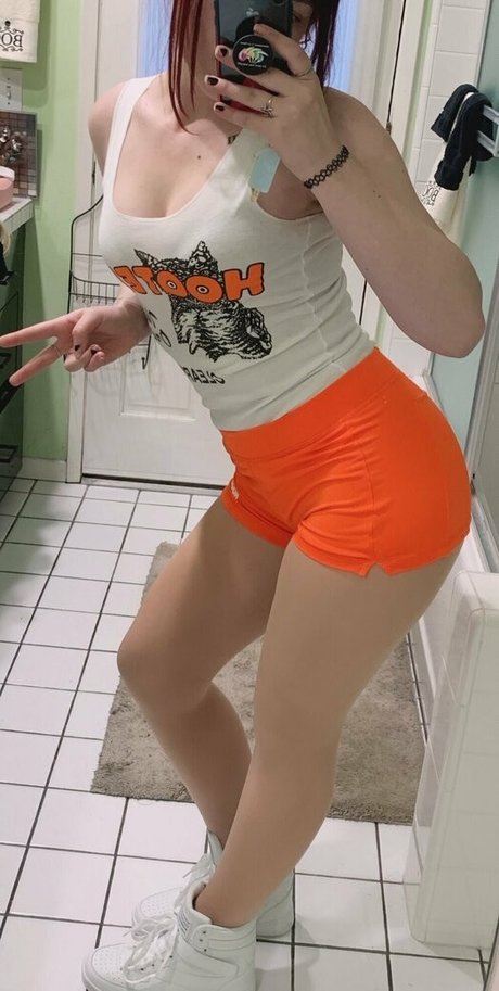 nicoletters OnlyFans nackte Brüste