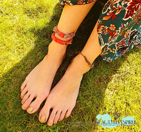 secret feetbeauty NurlyFans-Brüste