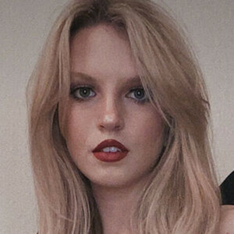 materialgirlj Model OnlyFans Foto