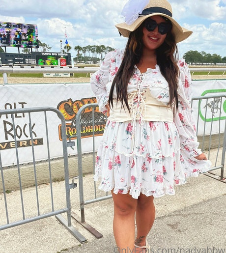 schönheit asiatische onlyfans Kunstakt Bild