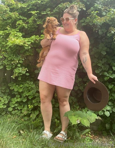 ellesbelly Nacktbilder OnlyFans