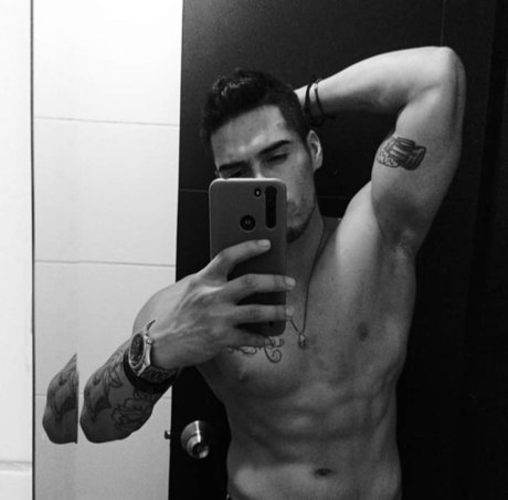 Esteban fit_ OnlyFans Leak