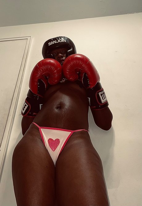 Ebony Boxing_ OnlyFans gratis