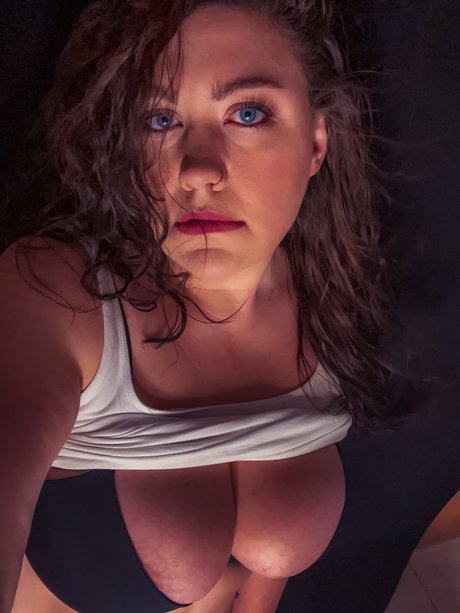 Whitney Jane Strip OnlyFans