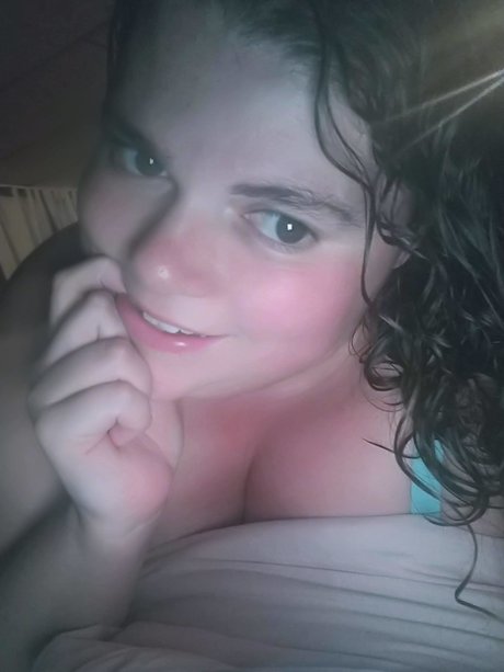 ECHOBLITZ OnlyFans-Komplettinhalte