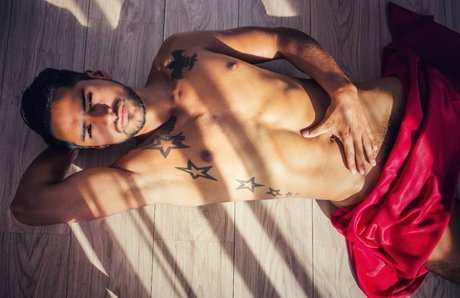 Esteban Mu oz OnlyFans Model Fotos