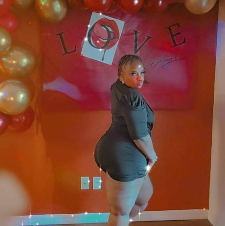 MONICA PRATT Nacktbilder von OnlyFans