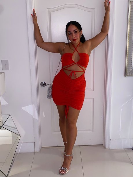 Just come peek Nacktbilder-Leaks von OnlyFans