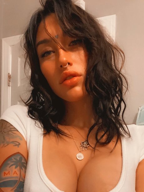 Gaia Fox OnlyFans-Inhalte