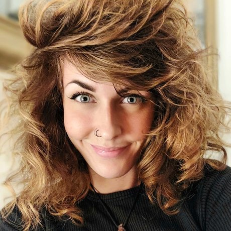 GamerGirl OnlyFans Model Bilder