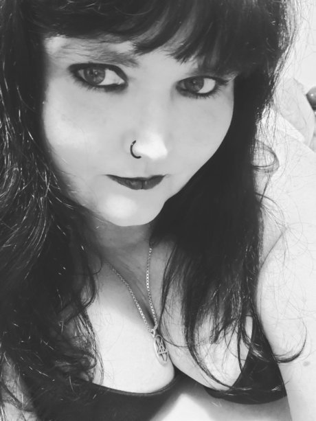 Enchantress Pain Nacktbilder OnlyFans geleakt