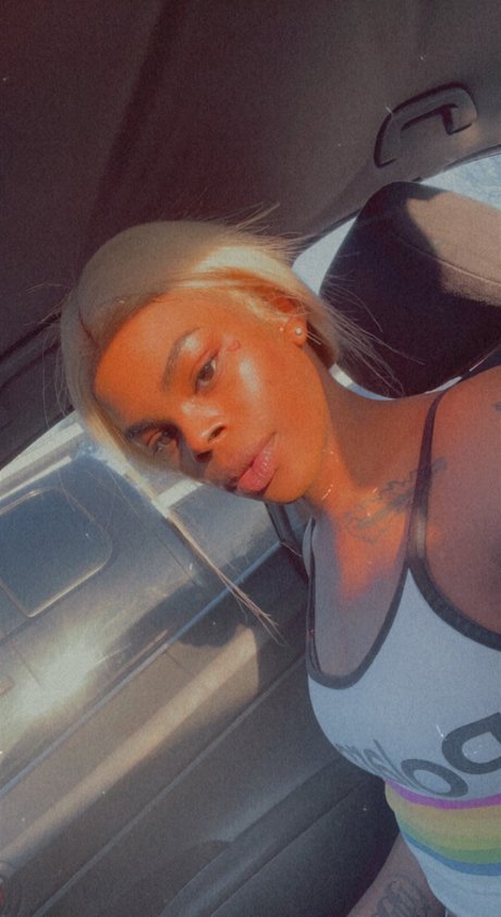 Enchanting Ru_ Nacktpornos auf OnlyFans