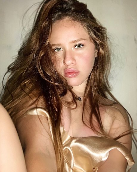 Nads Cabrera Nackt auf OnlyFans Leak