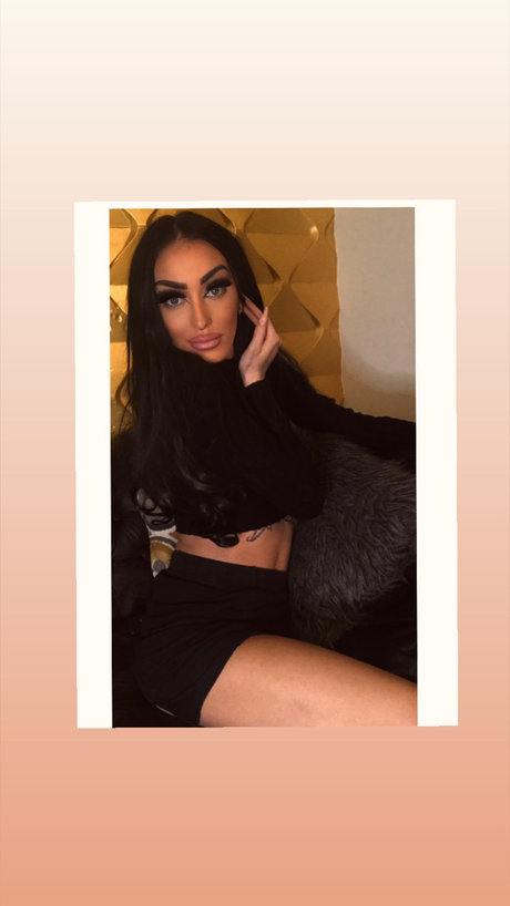 Elizabeth of OnlyFans XXX