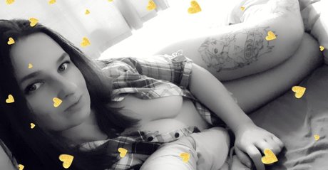 Curvie Emma Joi OnlyFans