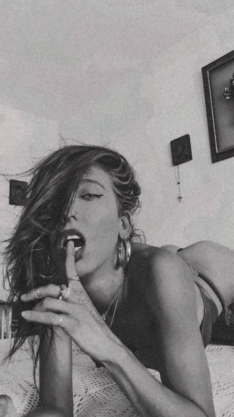 Desir e Strip OnlyFans