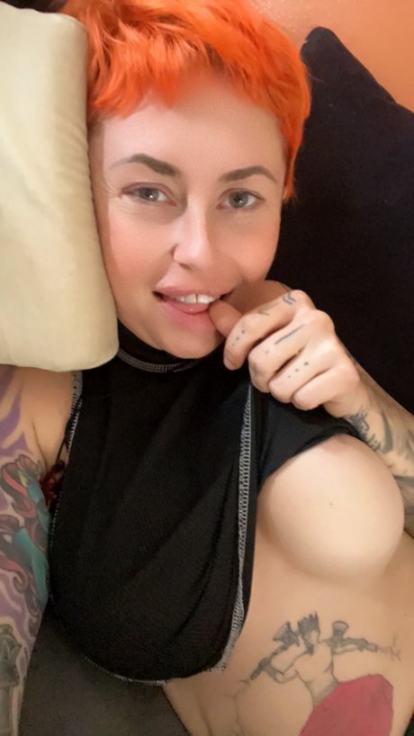 AlliSIN Phoenix Nacktbilder von OnlyFans