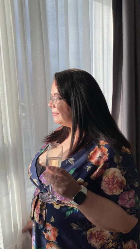 Your sexy lady Nacktbilder von OnlyFans