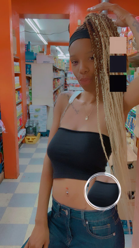 Celeb d OnlyFans Fotos