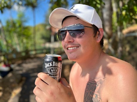 Deklin OnlyFans Fotos