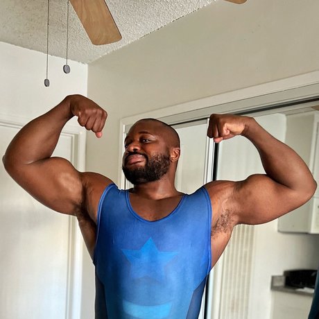 CocoaMuscle Neue OnlyFans Leaks