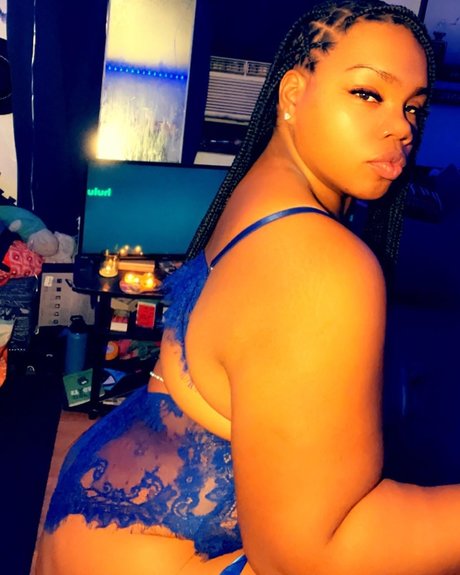 GG BeeniT OnlyFans-Leaks