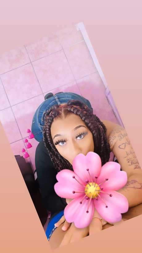 NaturalBaddie Kostenloses OnlyFans