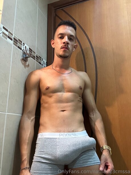 Nathan23cm OnlyFans