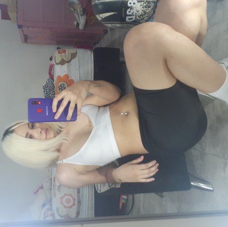 Natalia Quevedo loaiza OnlyFans-Bilder